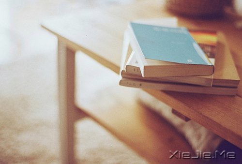 文字:大学里的十个谎言